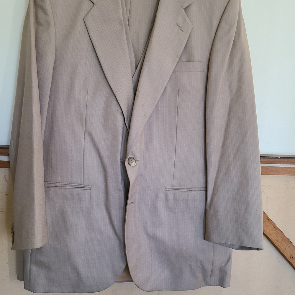Vtg Men's Classic Tan 3 PC Suit